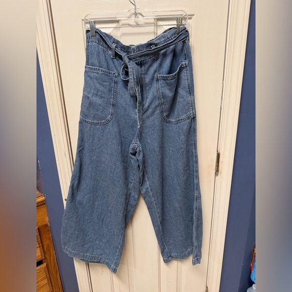 Dkny Denim - DKNY Wide Leg Cropped Denim Paper Bag Waist Trendy Jeans Women L